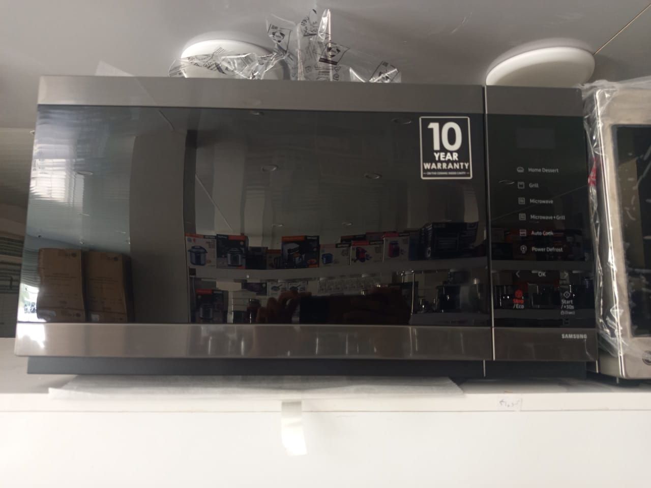 مایکروویو Grill مجهز به المنت حرارتی و پنل لمسی سام سو  مدل mw5500 ظرفیت 40 لیتر